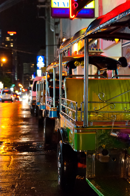 Sukhumvit Soi 11 tuktuks