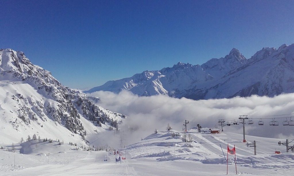 How about skiing here?