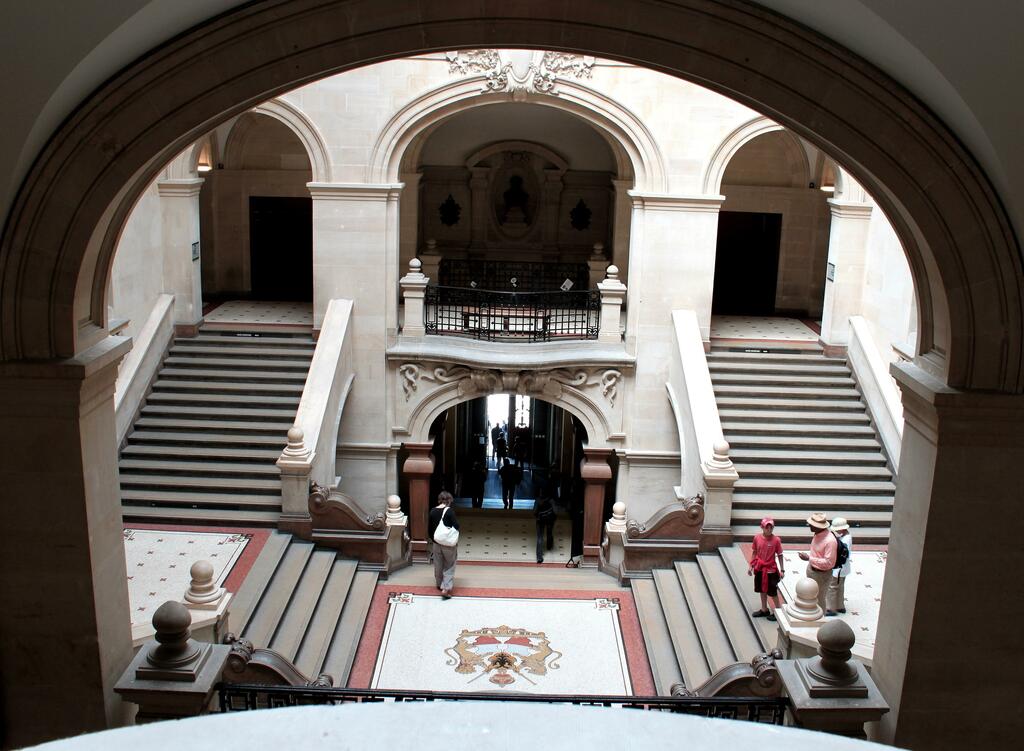Lausanne, Palais de Rumine et Musée cantonal de géologie, escaliers intérieurs