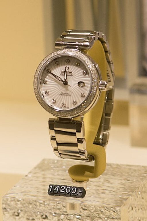 Diamond-studded Omega watch (26272019658)