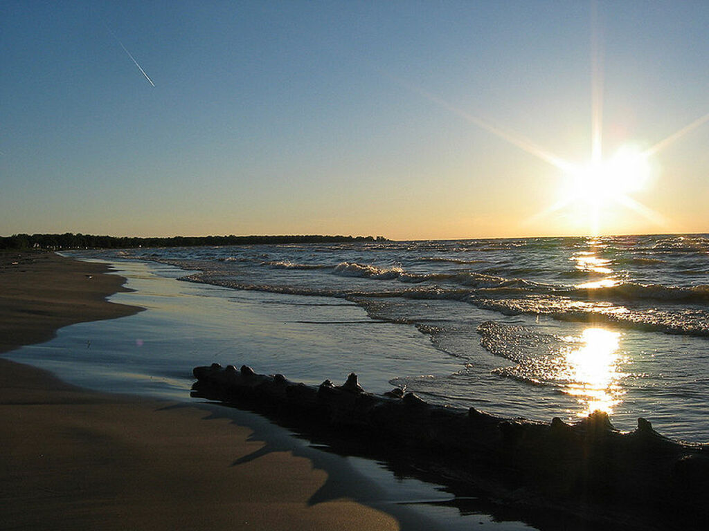 Lake-huron-ipperwash-beach