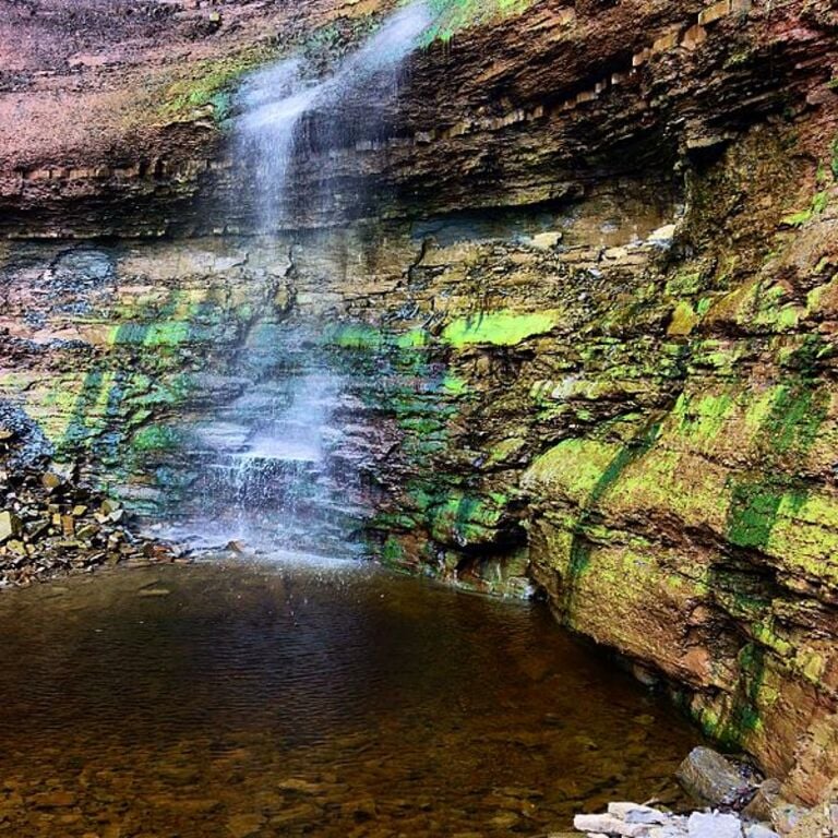 The Devils Punchbowl - Stoney Creek, Ontario CANADA 2014-06-10 23-01
