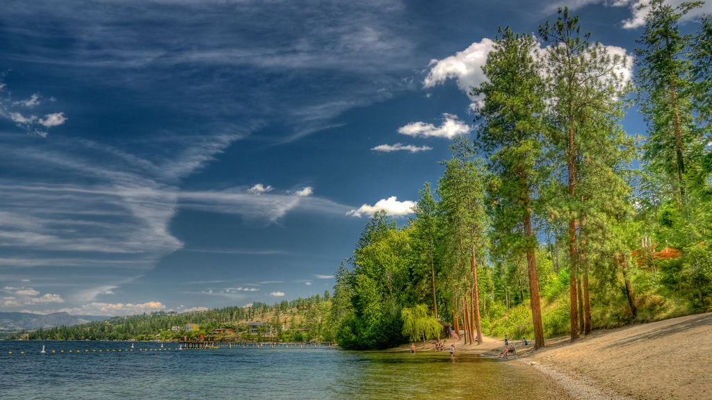 Beautiful Bertram Beach, Kelowna BC