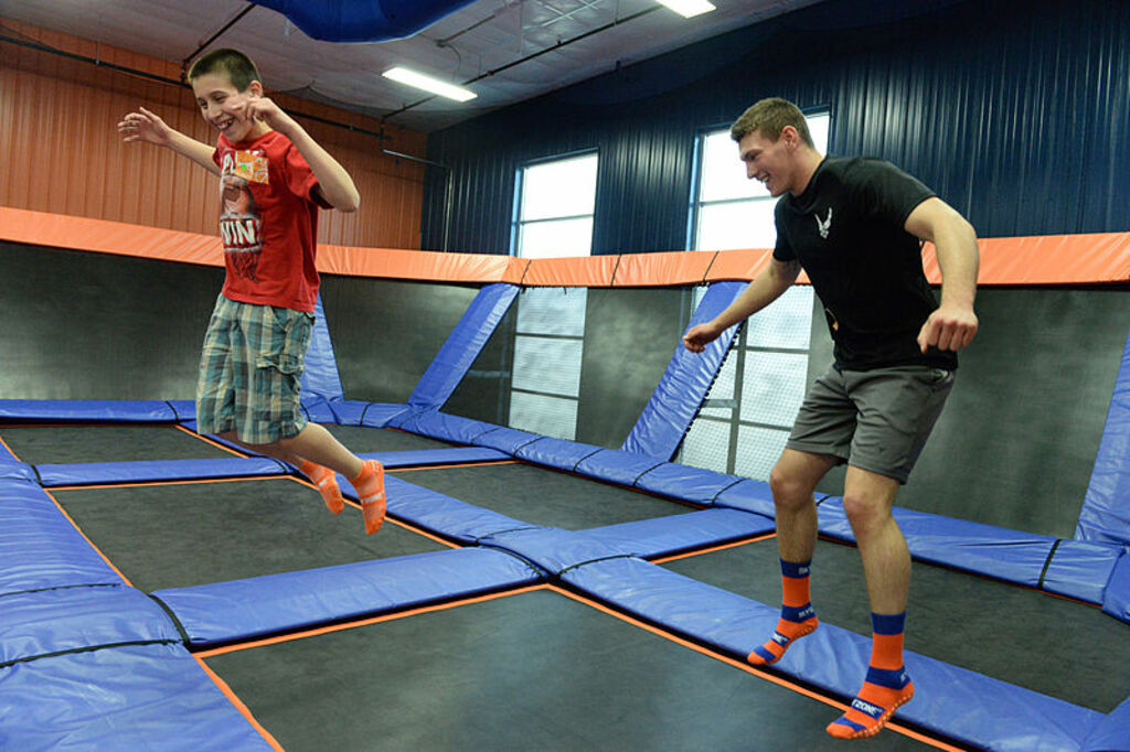 119th Wing Airman promotes mentoring youth 150416-Z-WA217-046