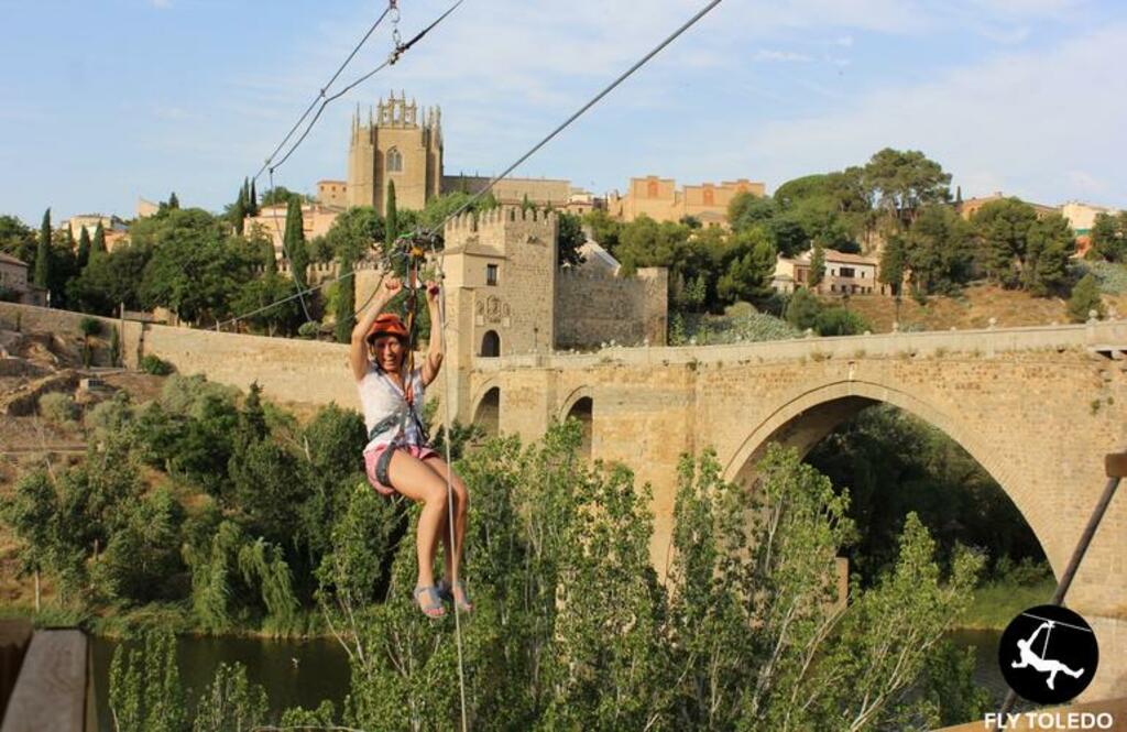11 meilleures choses à faire à tolède, espagne | la plus longue tyrolienne urbaine d'europe (180 m)