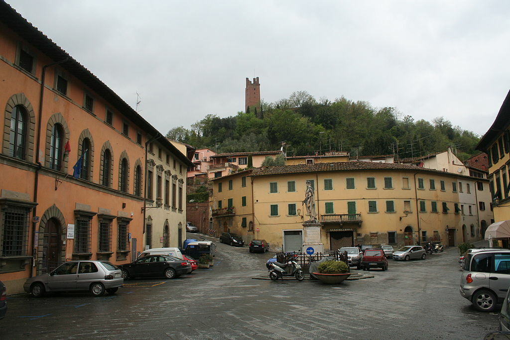 Piazza bonaparte san miniato