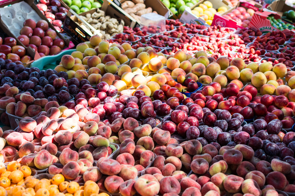 Market Fruit