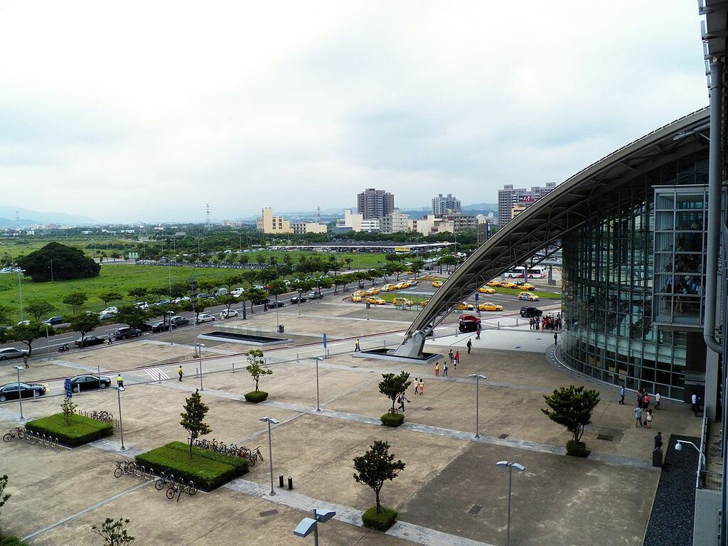 THSR Hsinchu Station Front Square 20120602