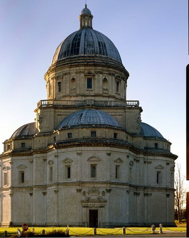Tempio di Santa Maria della Consolazione, facciata est.