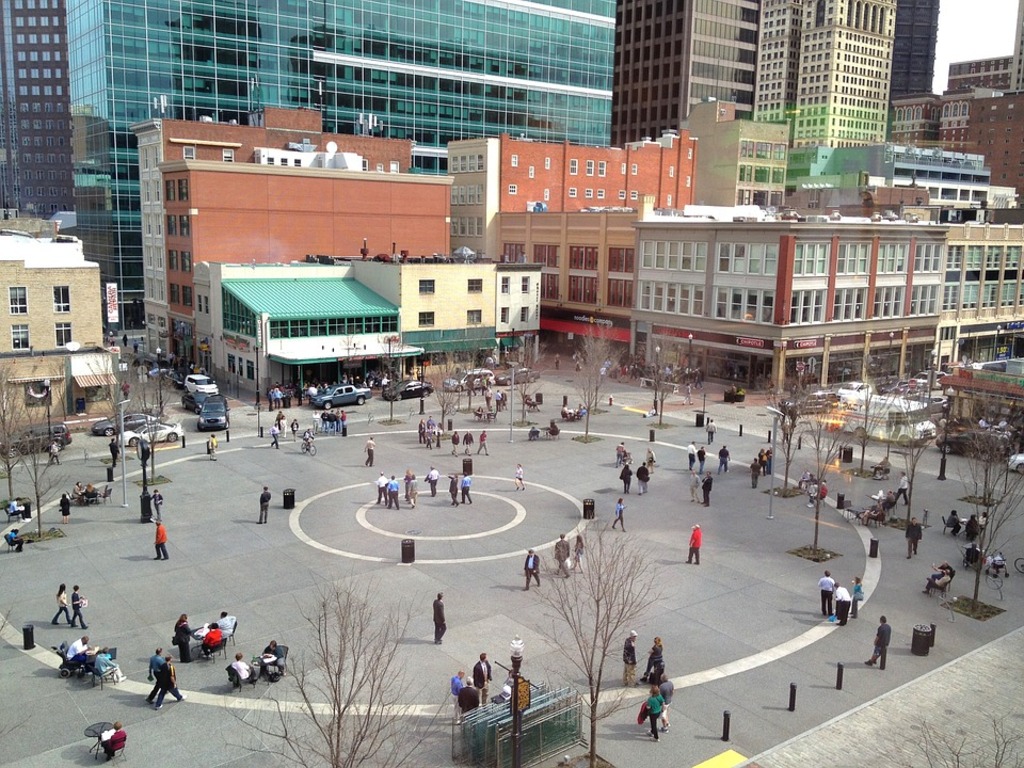 This is what the area looks like when it's not too busy, but some days it can be extremely crowded.