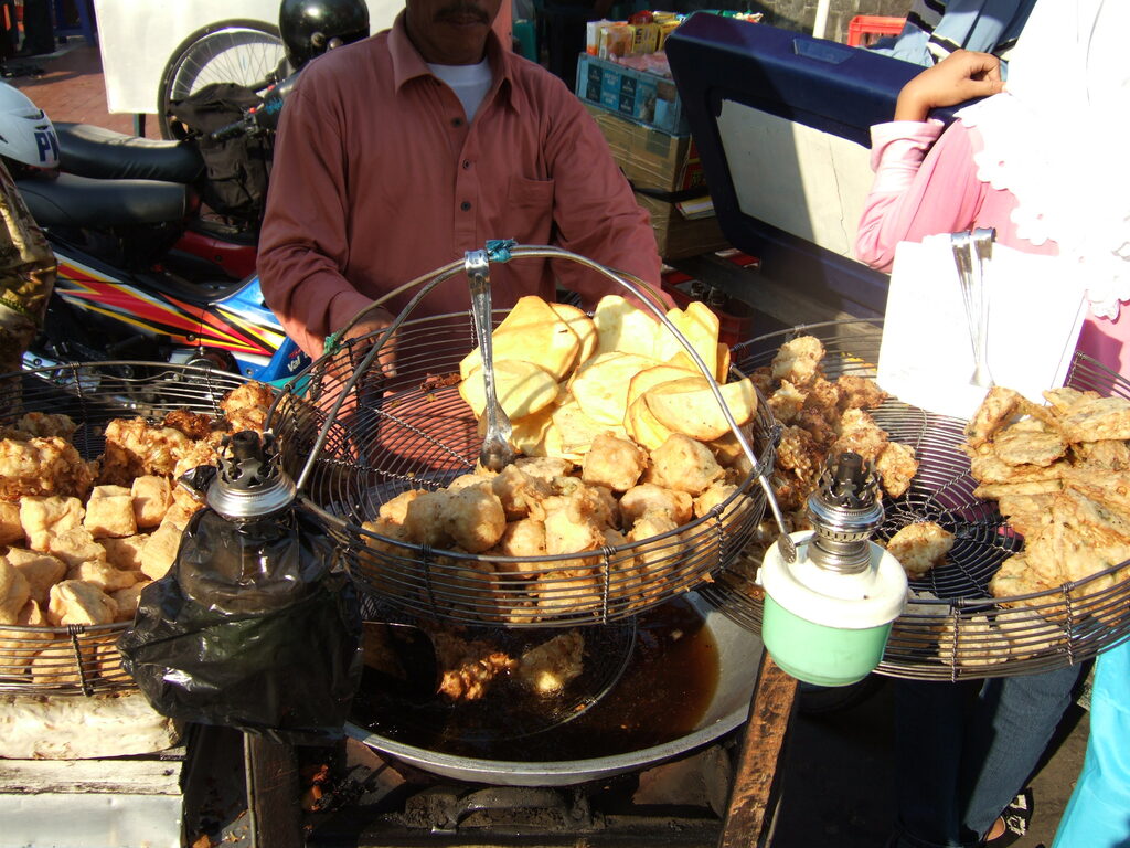 Penjual gorengan Jakarta