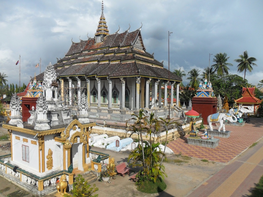 Buddhist temple, Battambang