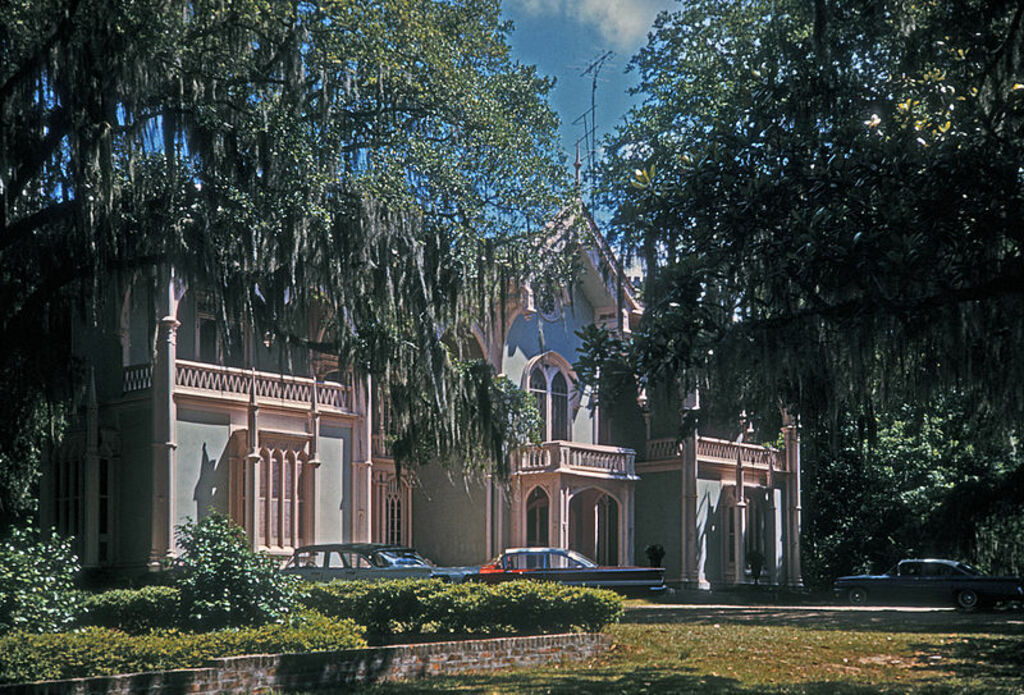 AFTON VILLA GARDENS