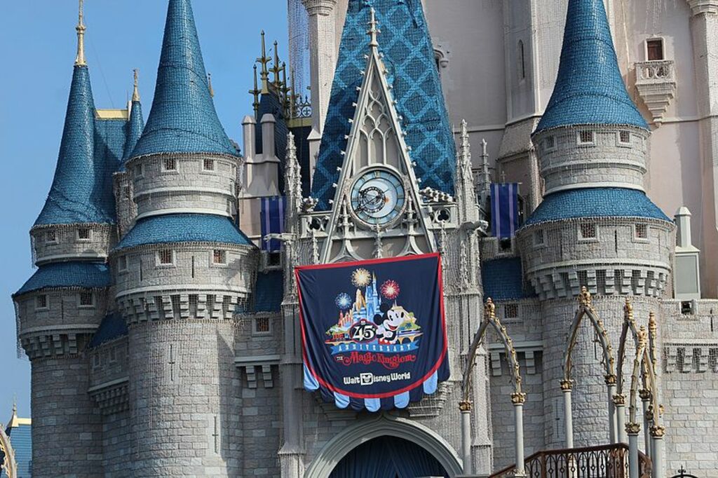Cinderella Castle 45th Celebration (29753242850)