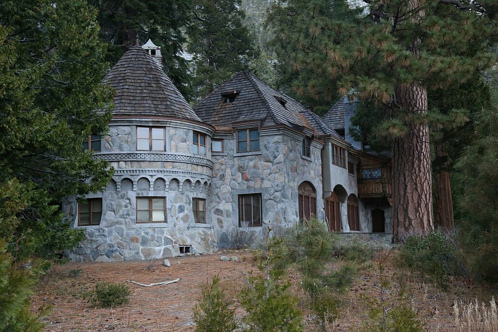 Vikingsholm from shore