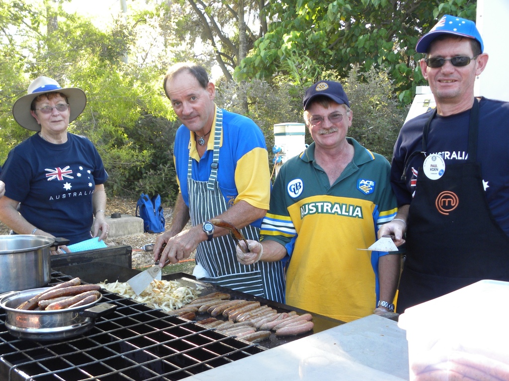 Australia Day Rotary Barbecue workers (in Public Domain)