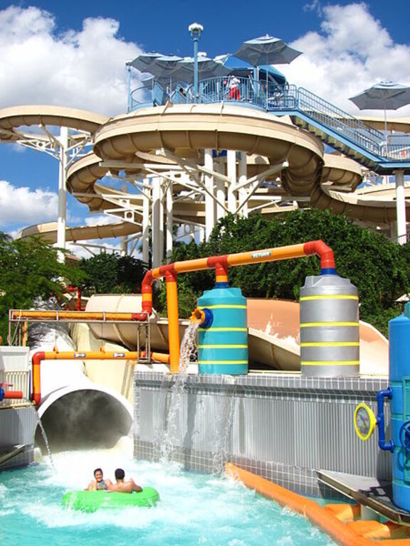 Wet n Wild Orlando - The Blast and Mach 5