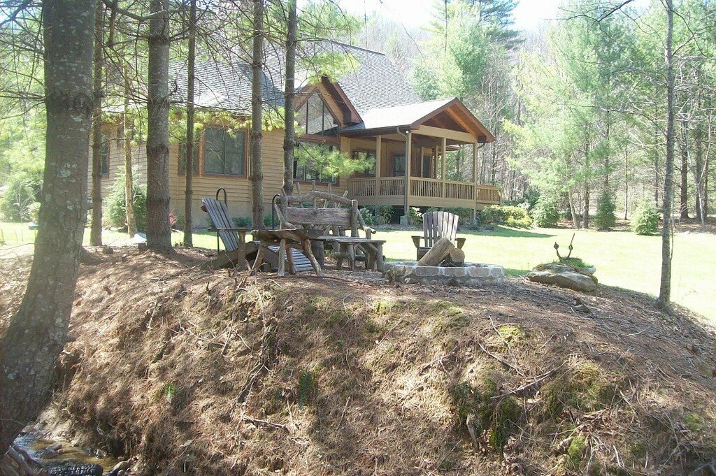 Family lodge next to the river