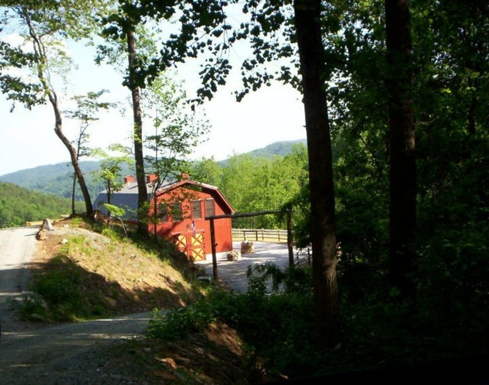 Barn cabin in Ferguson