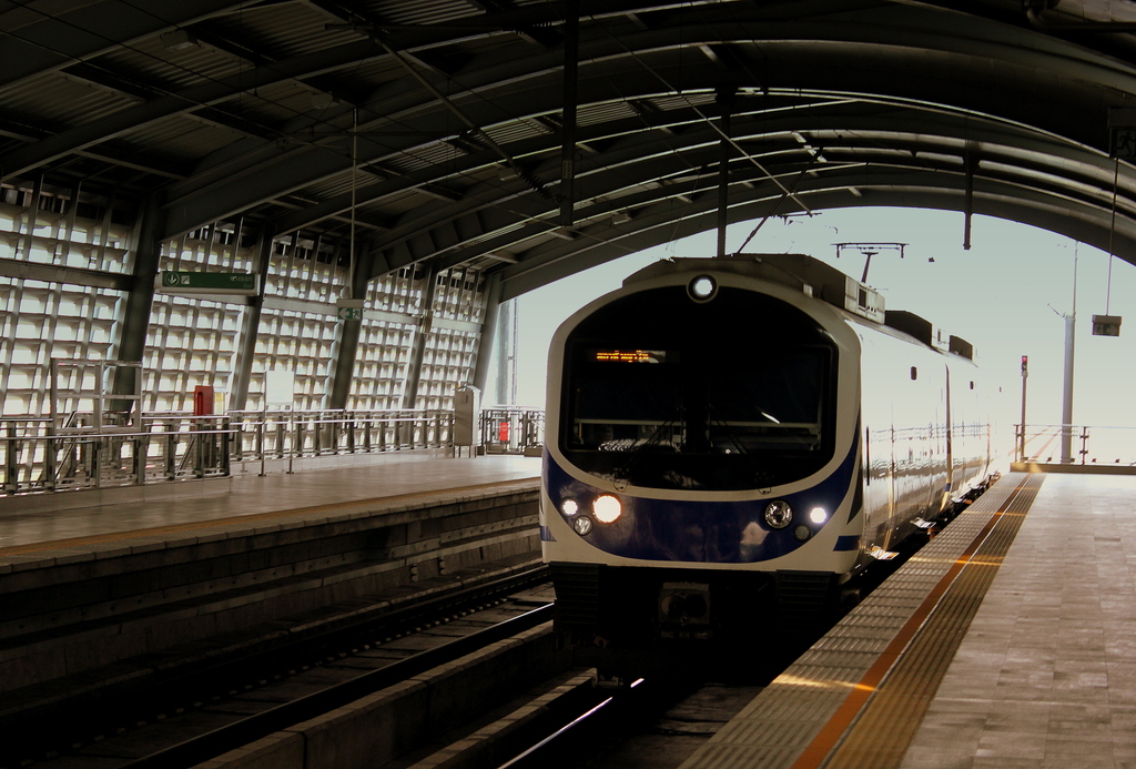 CITY LINE TRAIN AT LAT PRABANG STATION BANGKOK THAILAND FEB 2013 (8530034427)