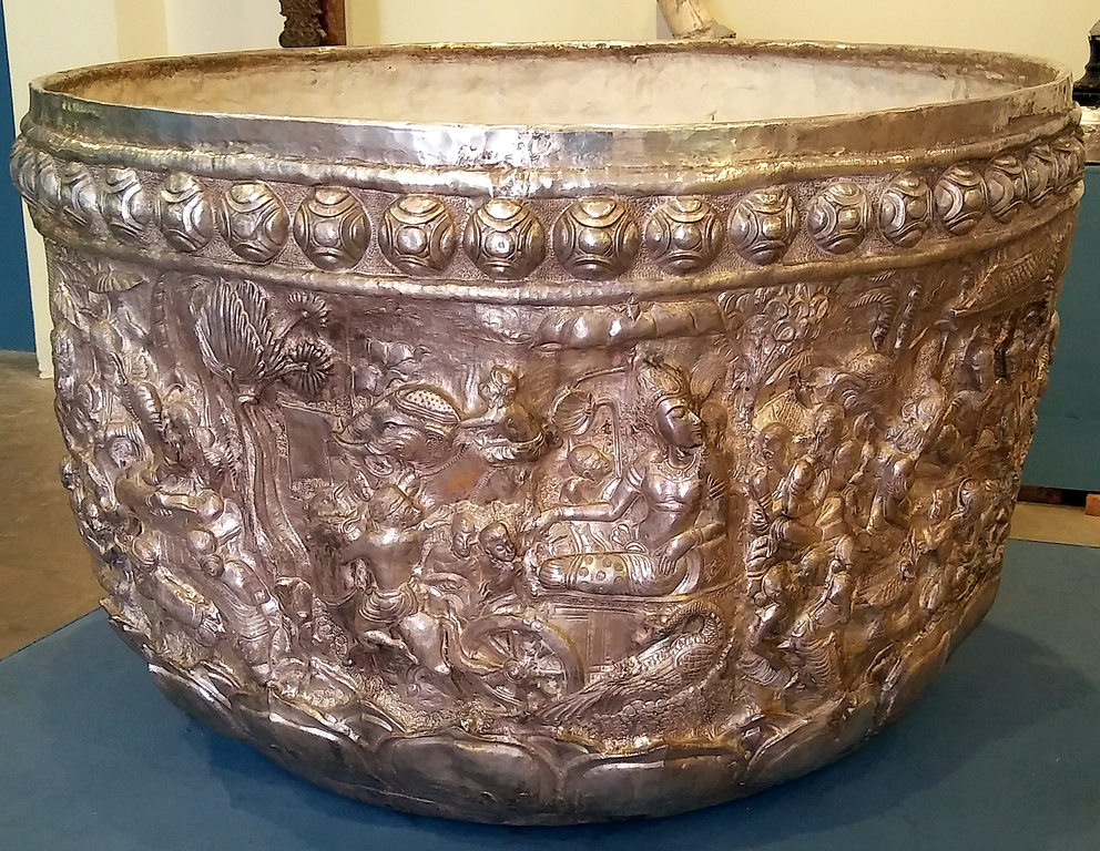 201704051055a P Hariphunchai National Museum, Lamphun