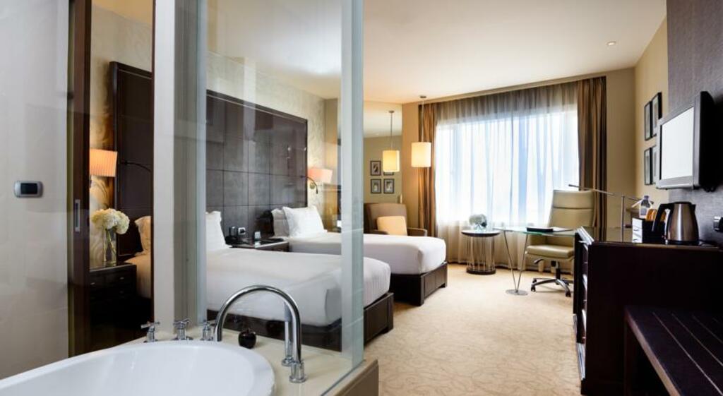 hotel pullman bangkok grande sukhumvit