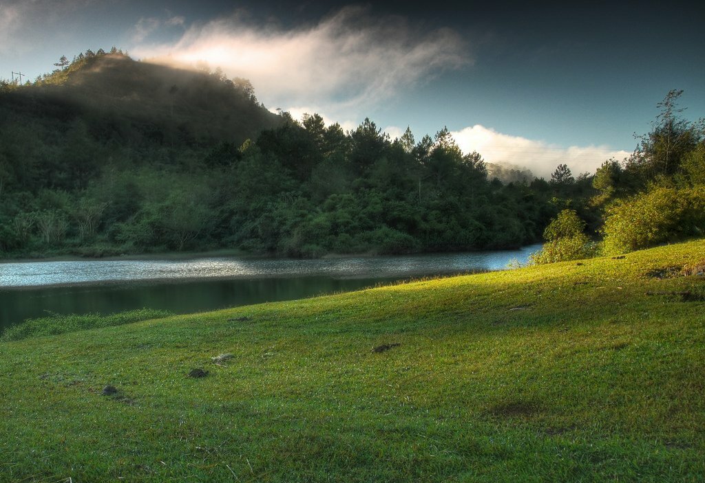 Sagada pond HDR version, Lake Danum
