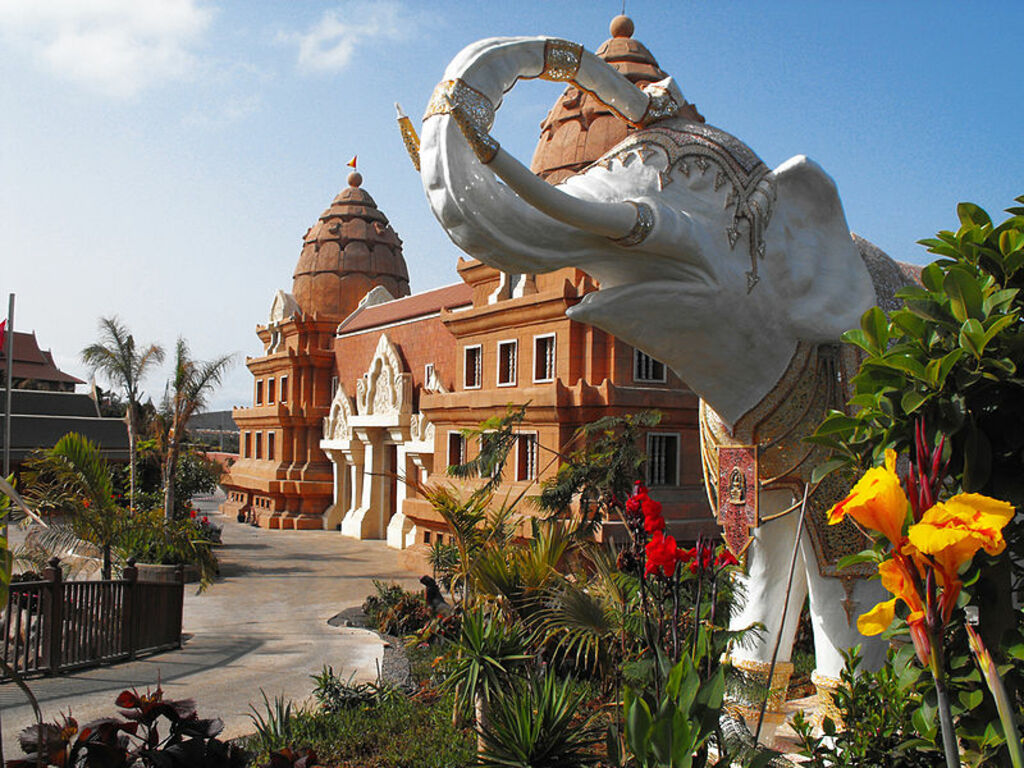 Elefante Blanco Siam Park