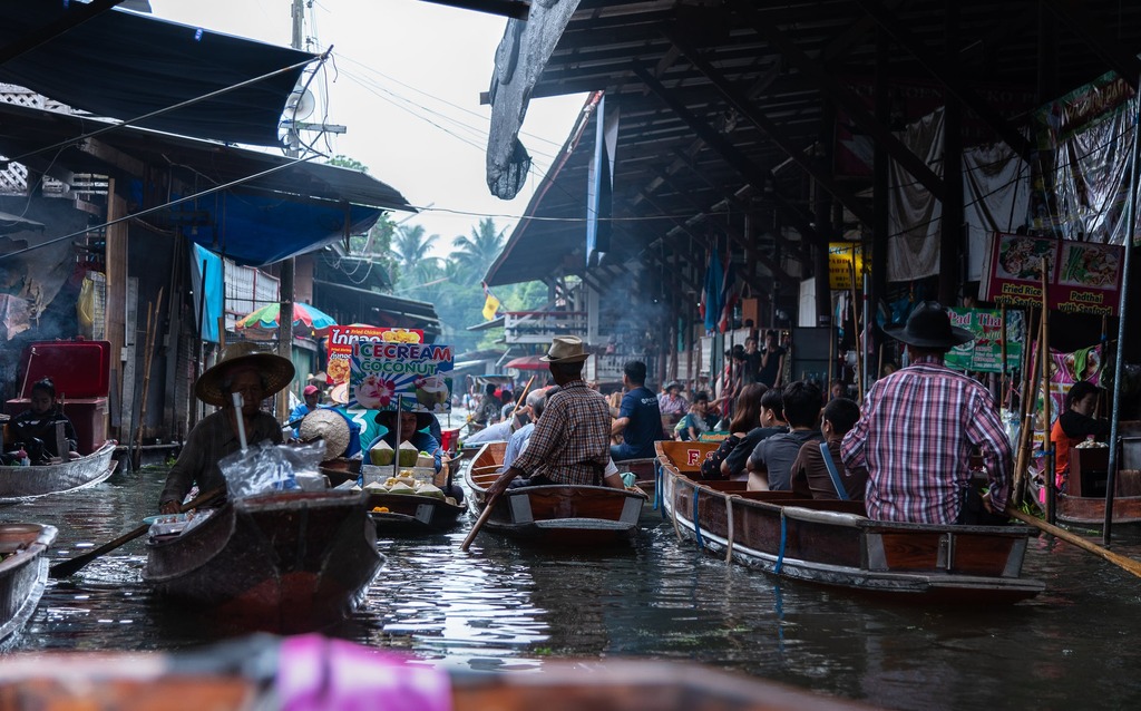 Amphawa Floating Market