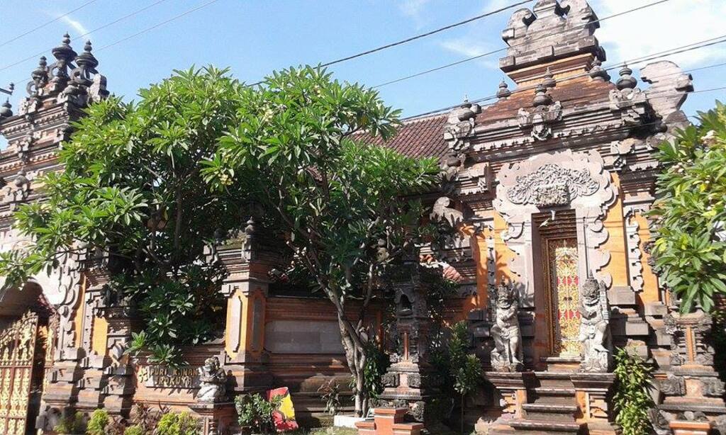 The thousand temple island