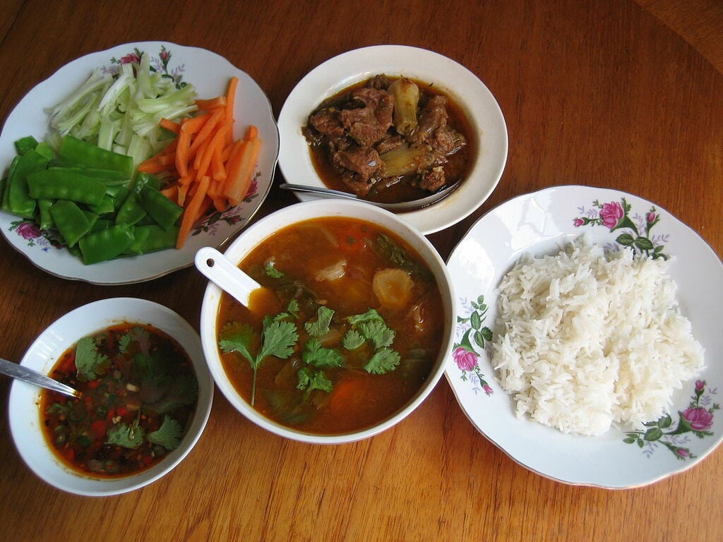 Burmese meal