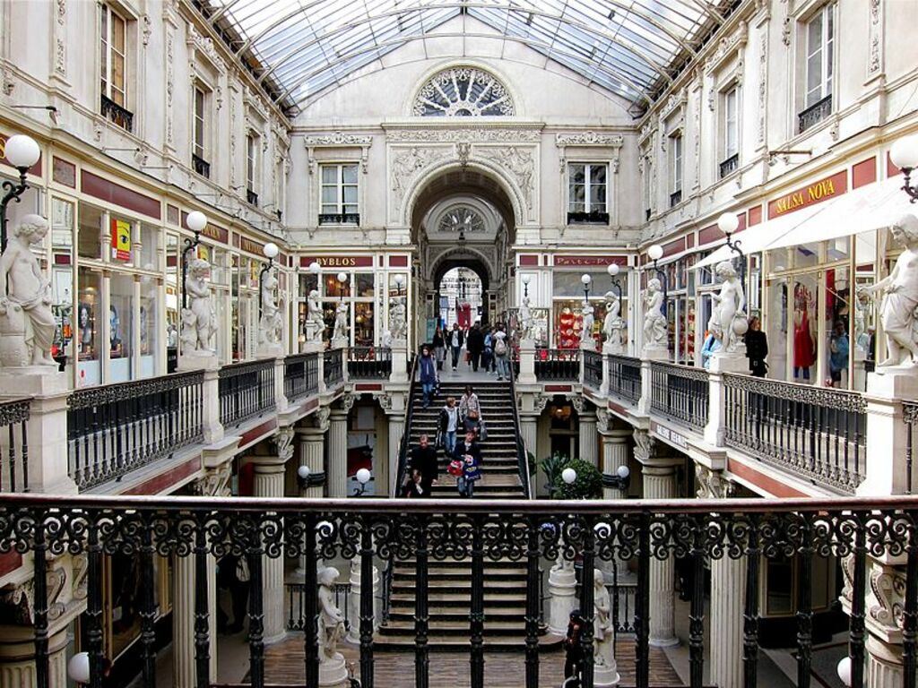 Nantes passage pommeraye