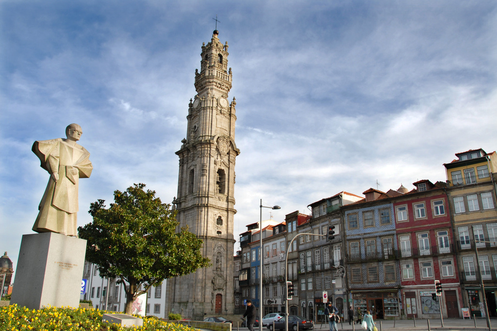 Vitoria-Igreja e Torre dos Clérigos (2)