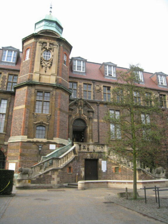 The Sedgwick Museum - Cambridge - geograph.org.uk - 2407891