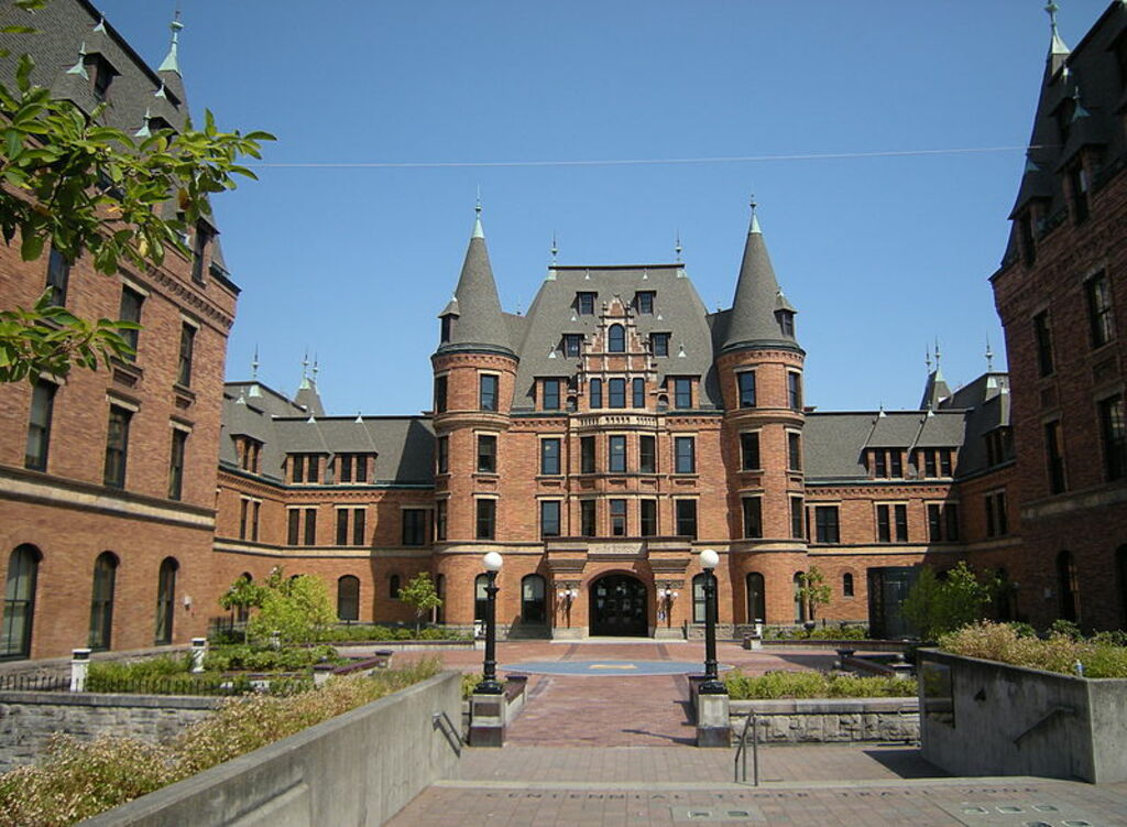 Tacoma - Stadium High School 03A