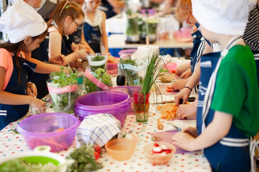 Kids cooking class
