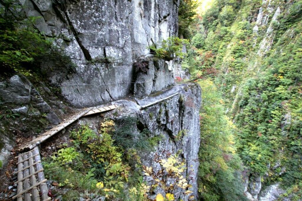 Take a scenic train ride along the rugged Kurobe Gorge