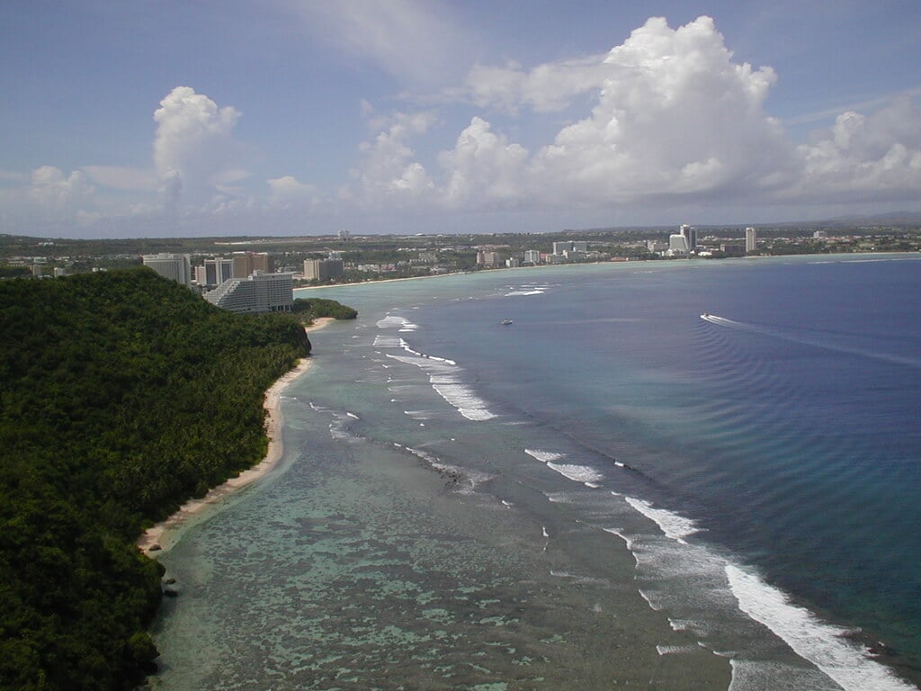 Two Lovers Point