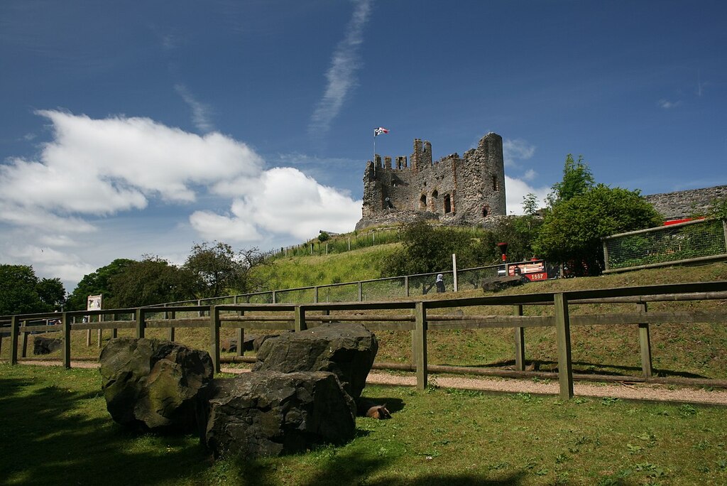 Dudley castle - geograph.org.uk - 4575271