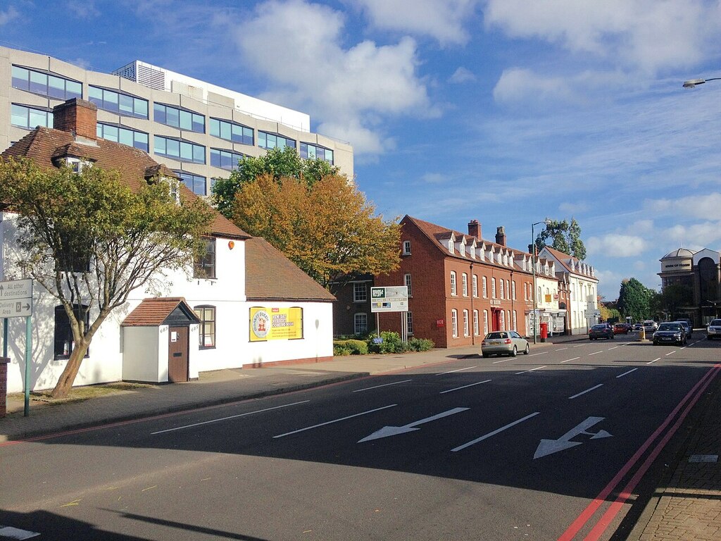 Warwick Road, Solihull - geograph.org.uk - 4213873