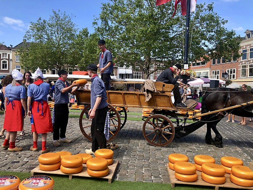 Cheese market in Gouda, South Holland in June 2019, 02