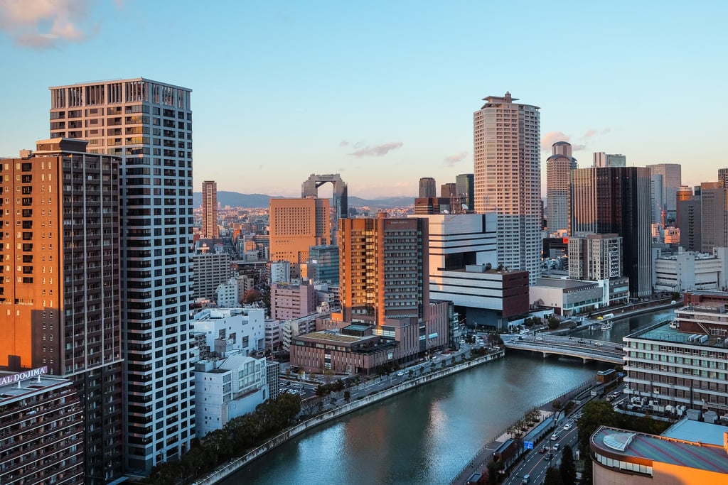Osaka skyline 