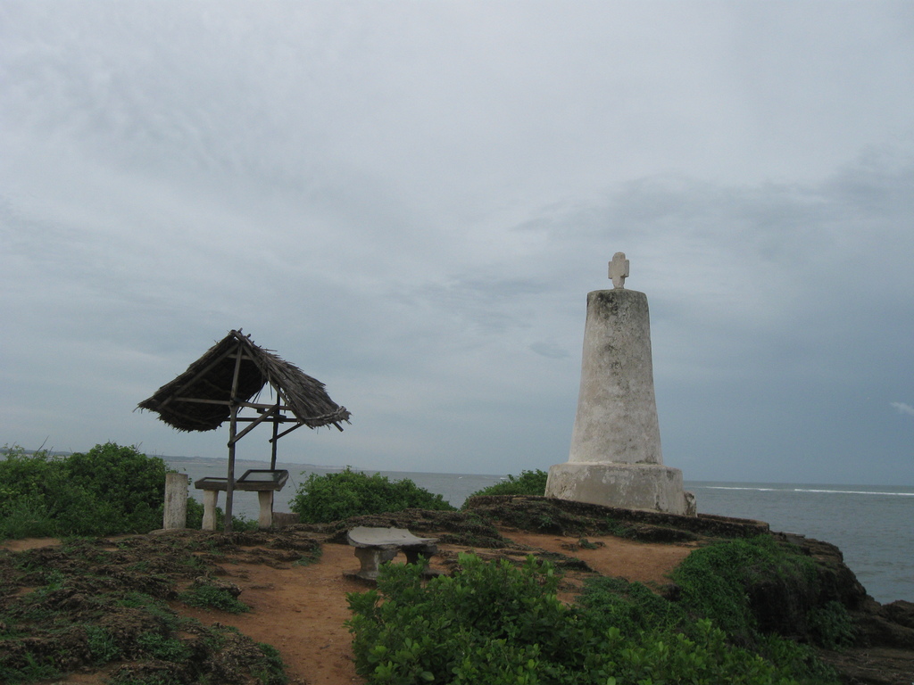 Pillar of Vasco da Gama 03