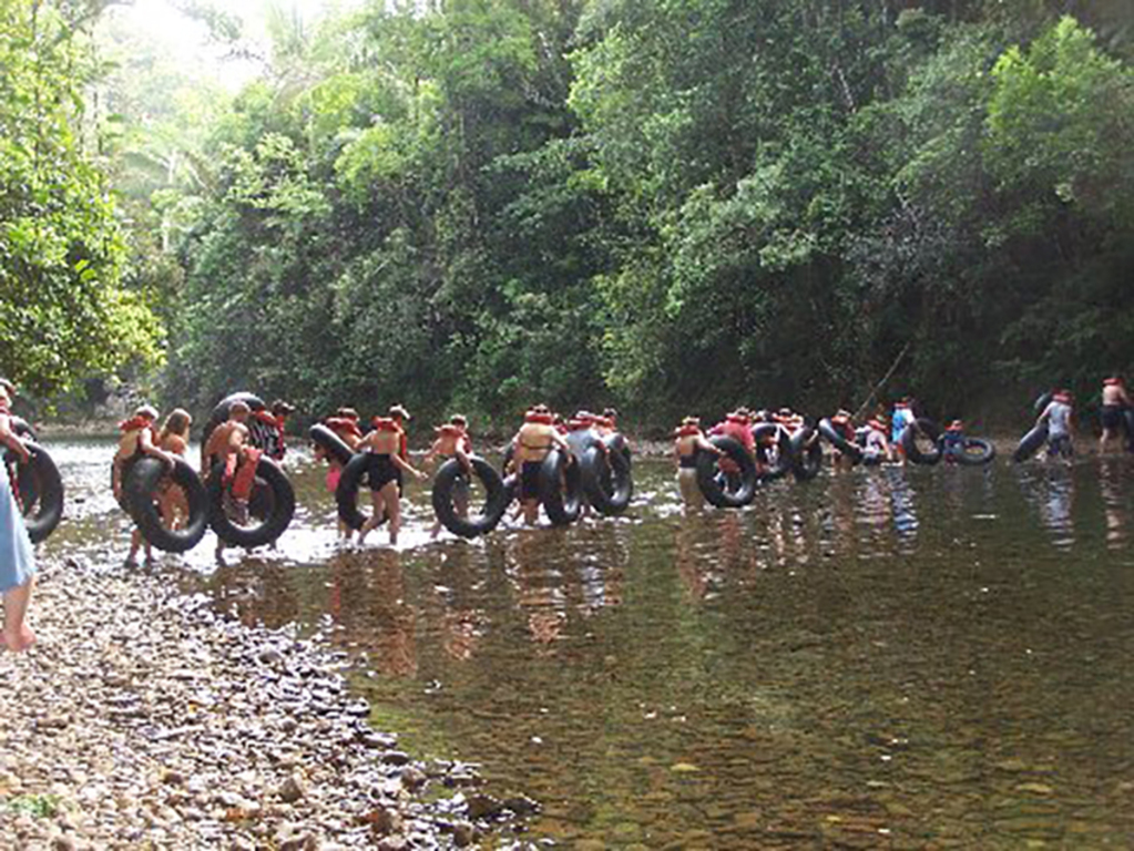 Jungle walk & cave tubing - Belize