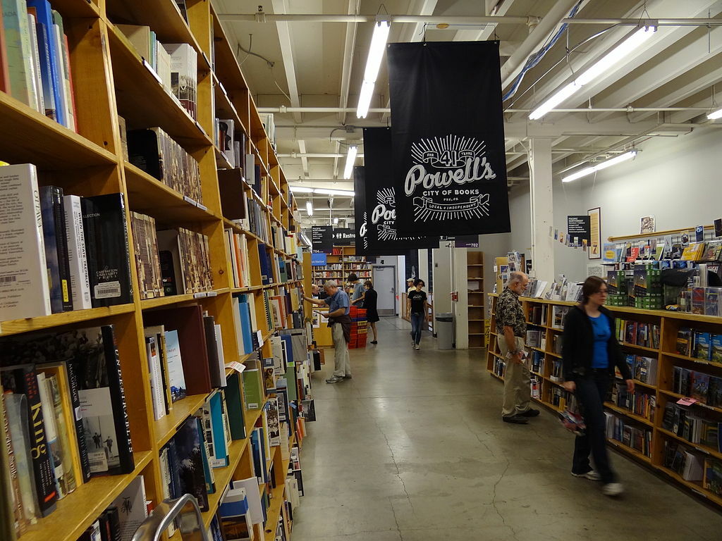 Powell's Books - Portland - Oregon - USA - 01