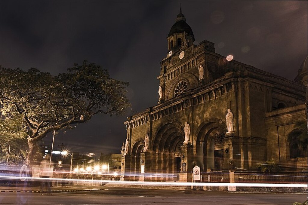 Manila Cathedral @ night