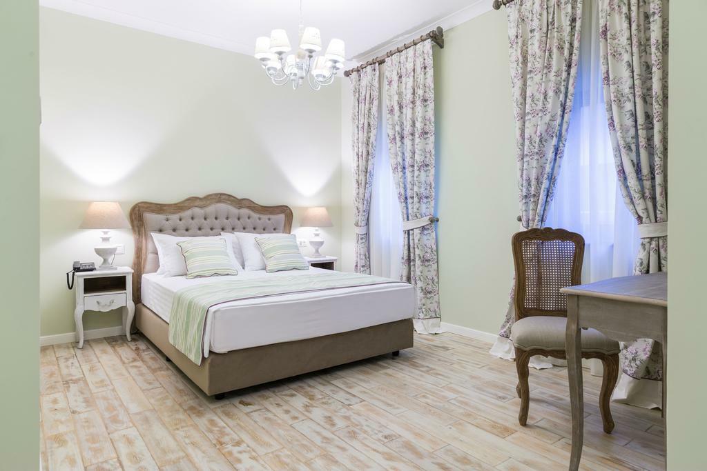 Mansion Deluxe