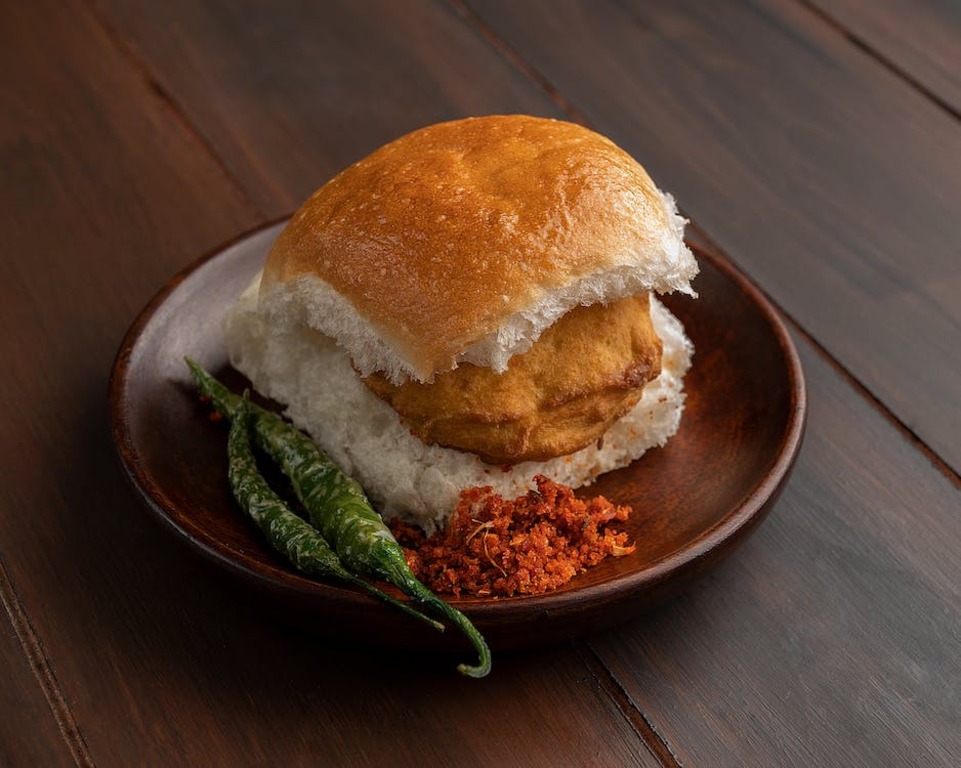Vada pav