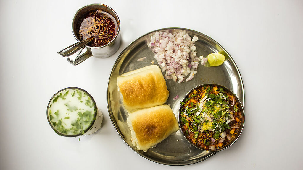 Spicy Misal Pav
