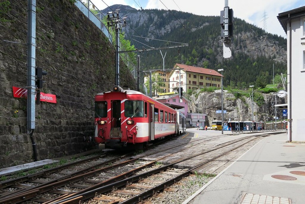 Göschenen - Station Square